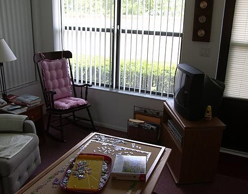 5th image of 7327 Greystone Dr