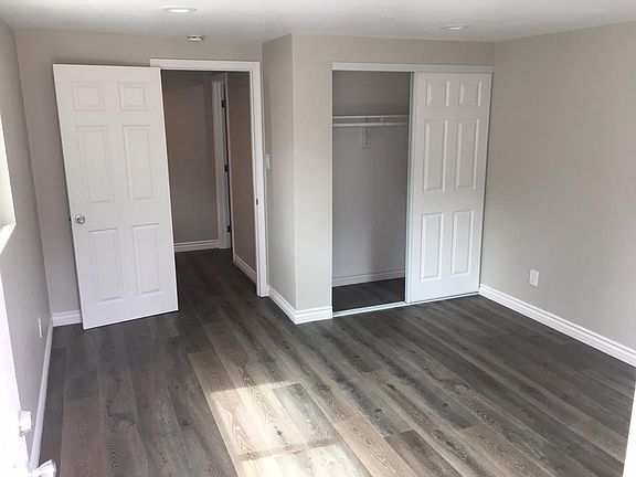 Bedroom 2 (Master)