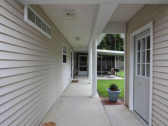 2nd image of 321 Seneca River Dr