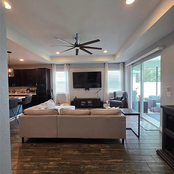16804 Meadows St — Photo 34