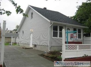 65 Sycamore Ave, Hempstead, NY 11550