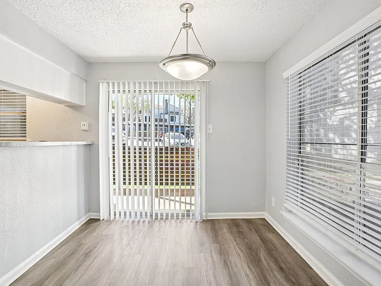 Don't Miss Out Biltmore Homes Leasing Fast — Photo 61