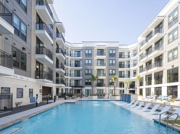 Broadstone North Lamar