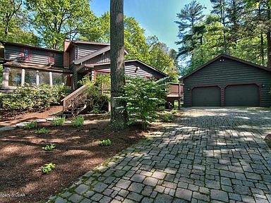 5 Newberry Est Dallas Pa 18612 Zillow