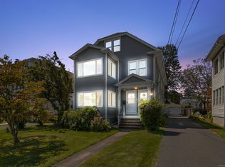 135 Dover Rd, West Hartford, CT 06119