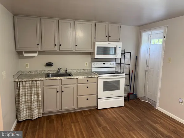 175 Strasburg Pike #B, Lancaster, PA 17602