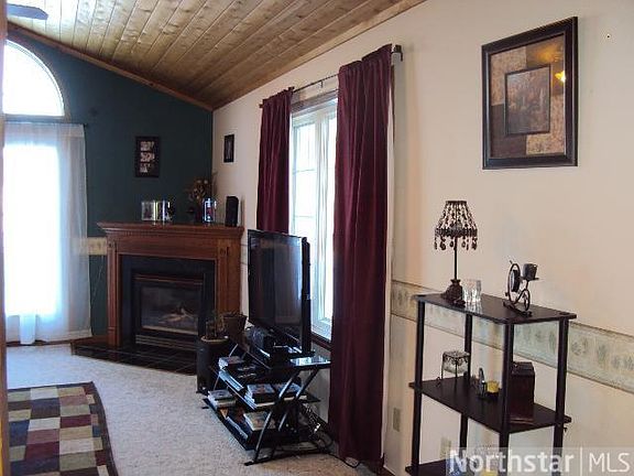 2nd image of 204 High Dr