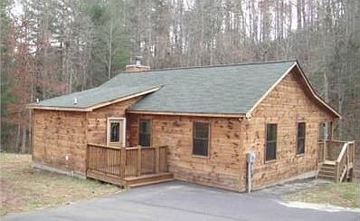 2nd image of 148 Stonebrook Cir