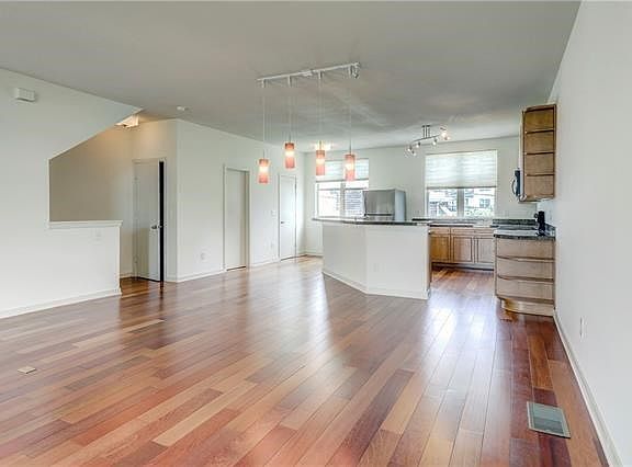 5th image of 4563 Madison Ave #D-2