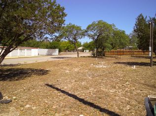 214 S Guadalupe St, Camp Wood, TX 78833