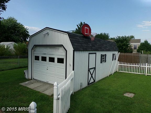 Garage/Workshop