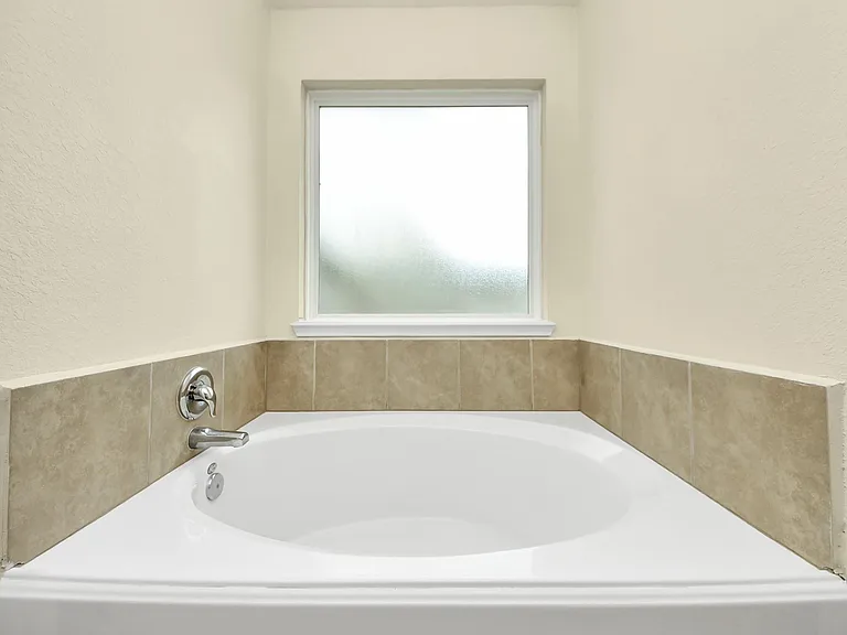 3226 View Valley Trl — Photo 32