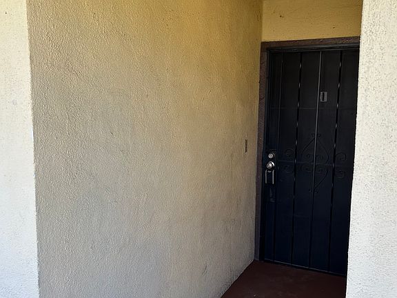 4th image of 12701 Adelle St #I