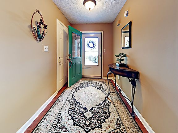 3rd image of 56 Braelinn Creek Ct