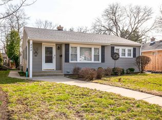 555 Longfellow Ave, Deerfield, IL 60015