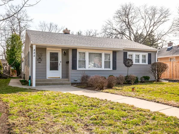 555 Longfellow Ave, Deerfield, IL 60015