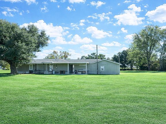 4th image of 127 Bayou Blue Rd