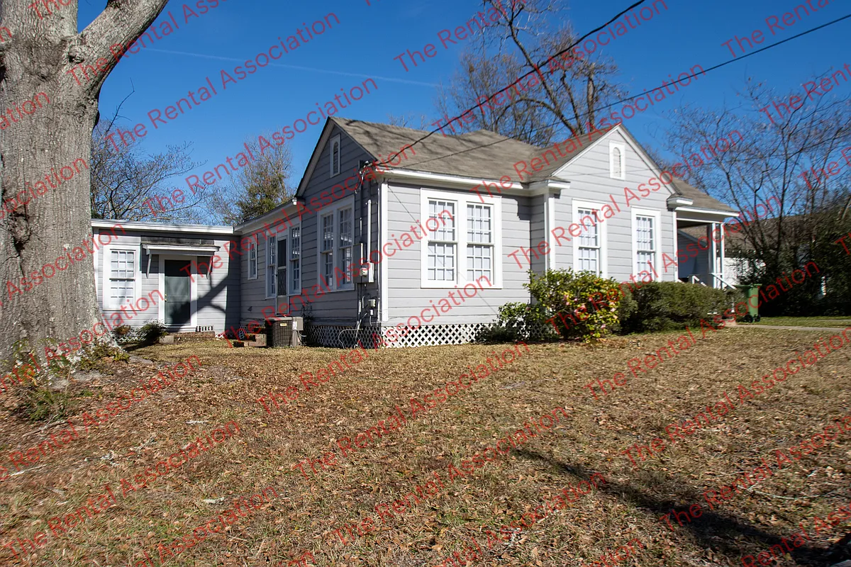 Building Photo - 419 E Mississippi Ave