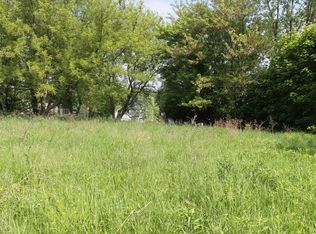 106 Pembroke Rd SW, Poplar Grove, IL 61065