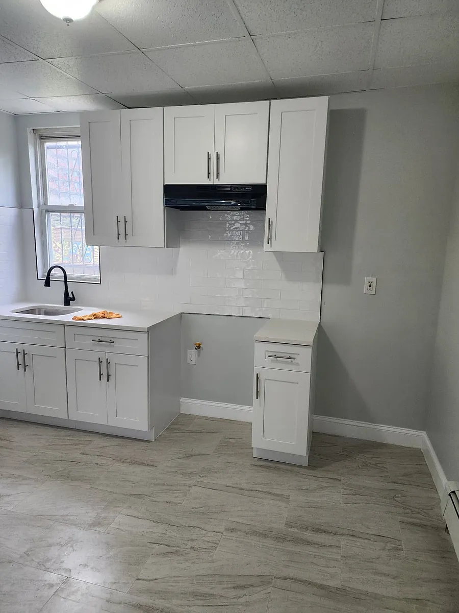 Building Photo - 495 Bergen St #1L