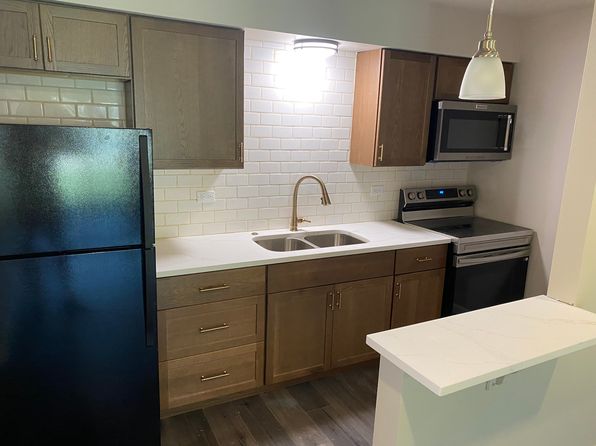 121 S Washington St APT 2