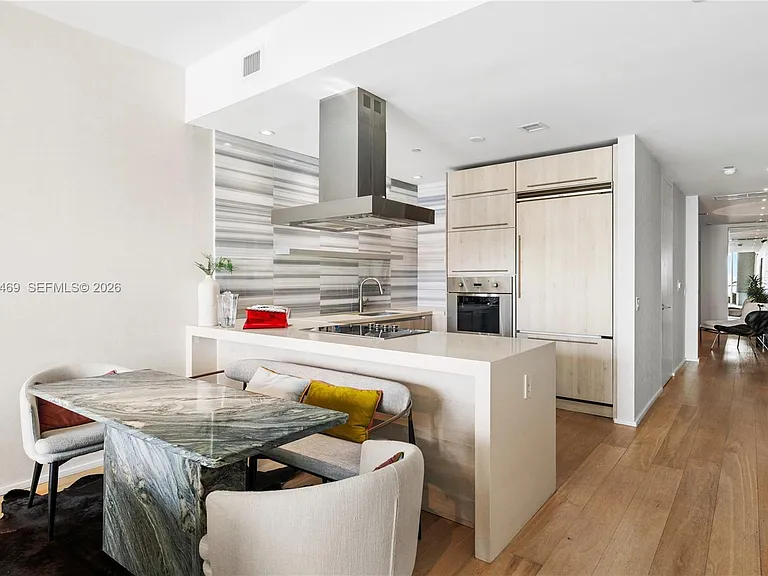 1100 Biscayne Blvd #5004 — Photo 5
