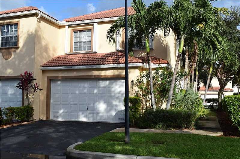 1st image of 9680 Royal Palm Blvd #27-4