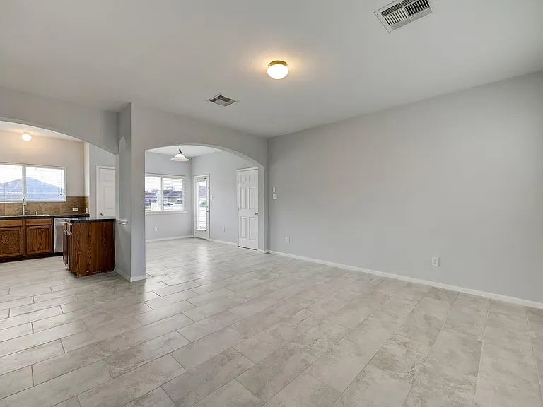 6302 Provident Green Dr — Photo 4