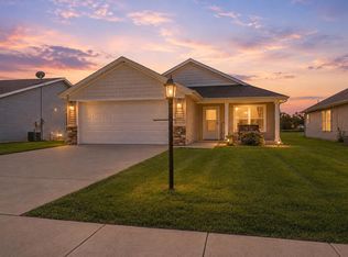 521 Blackstone Ct, Kouts, IN 46347
