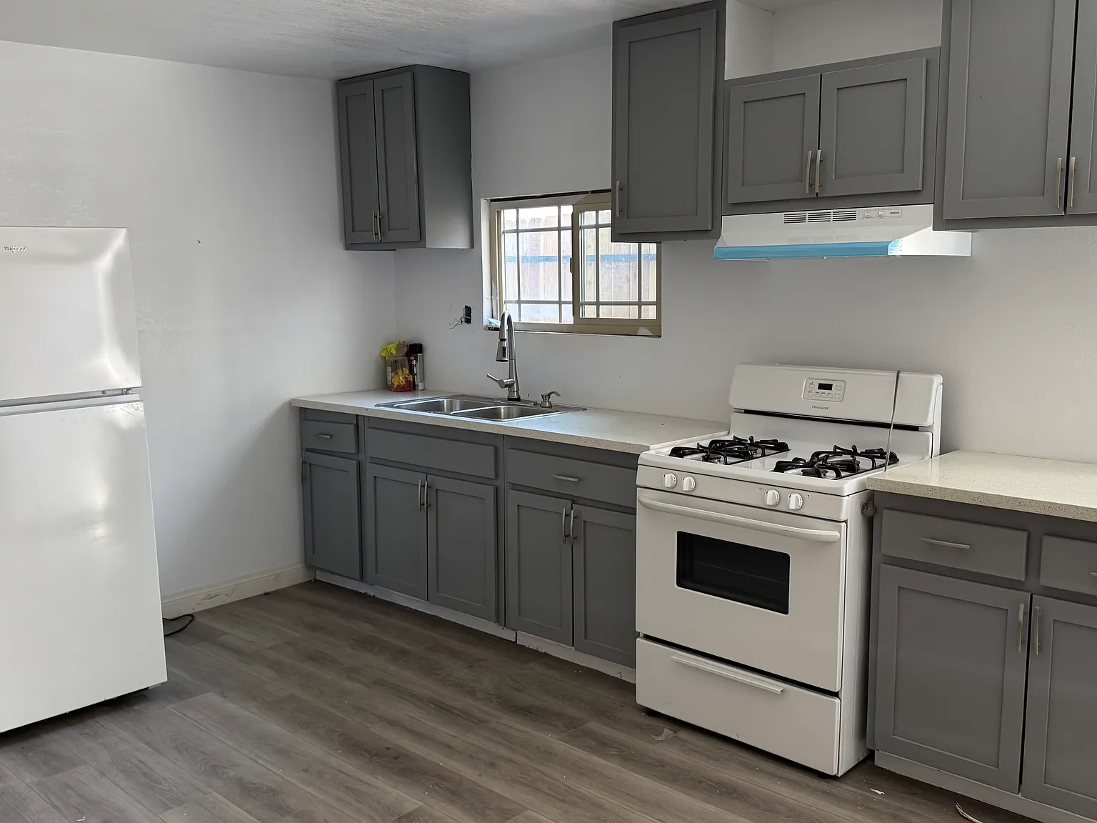 1 bed, $1,600 — Photo 2