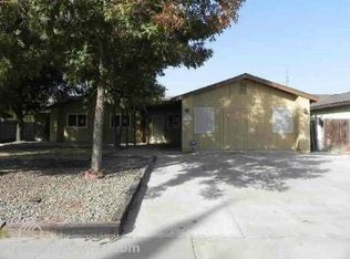 340 Pearl Dr, Lemoore, CA 93245
