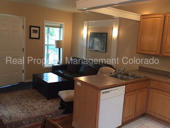 4th image of 2551 N Clarkson St