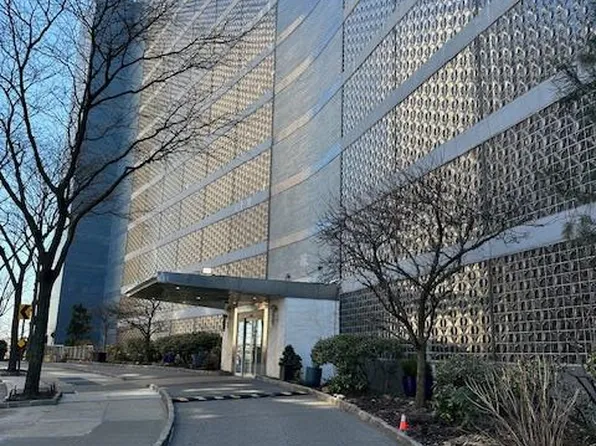 2400 Johnson Avenue #4H, Bronx, NY 10463