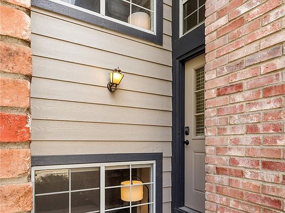 3rd image of 8064 Decatur Court