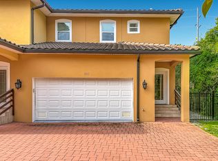 1956 Freedom Dr, Clearwater, FL 33755