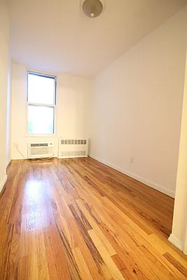 Rented by Keller Williams NYC | media 27