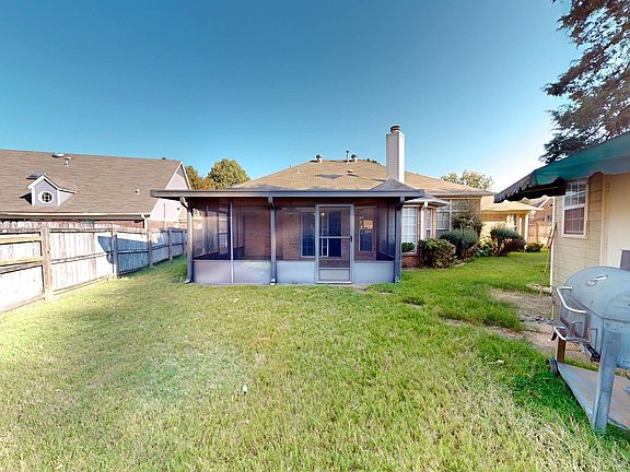 3rd image of 7973 Tankerston Dr