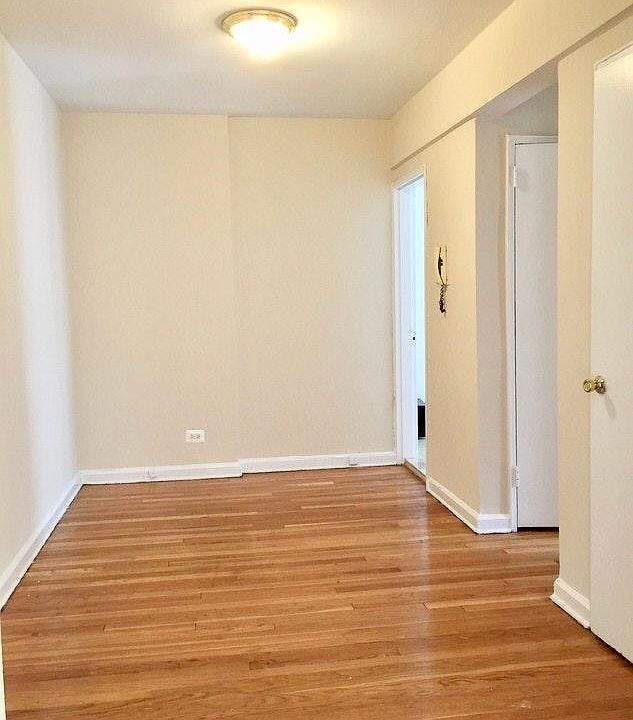 1st image of 14055 Burden Cres #6FLR