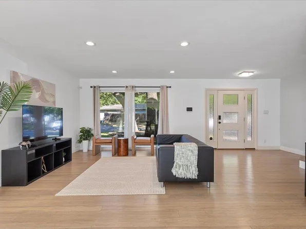 5313 Harvest Ln, Austin, TX 78745