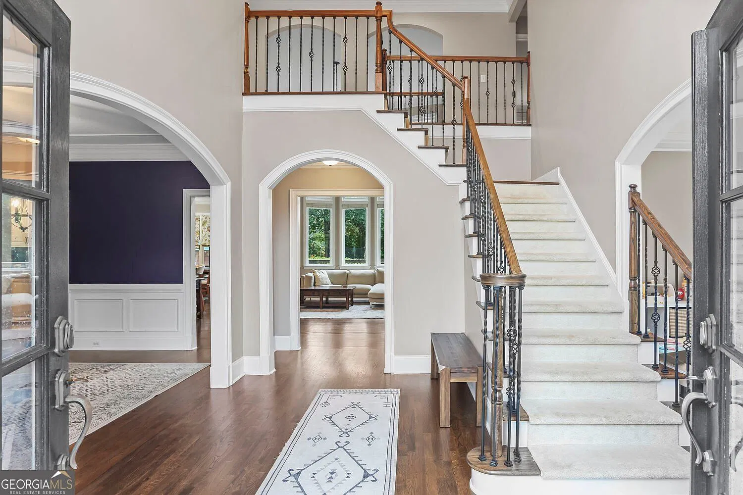 5 bed, 5.0 bath, 5320 sqft, $4,700 — Photo 2