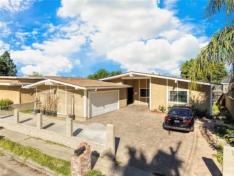 12647 Terra Bella St — Photo 31