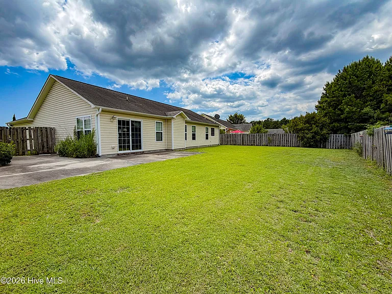 205 Wynbrookee Ln — Photo 7