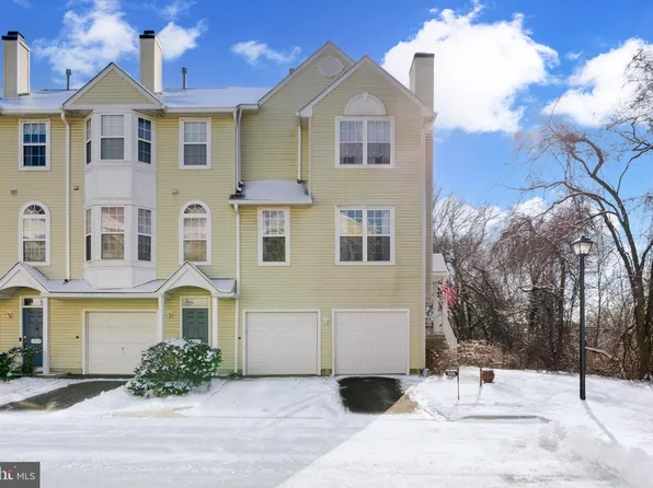 9406 Wrensong Ct, Palmyra, NJ 08065