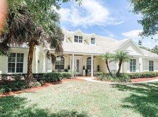 2521 SW Nutcracker Way, Palm City, FL 34990