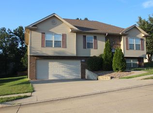 2505 Thornberry Dr, Columbia, MO 65202