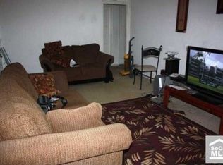 2606 Huckleberry Rd, Santa Ana, CA 92706