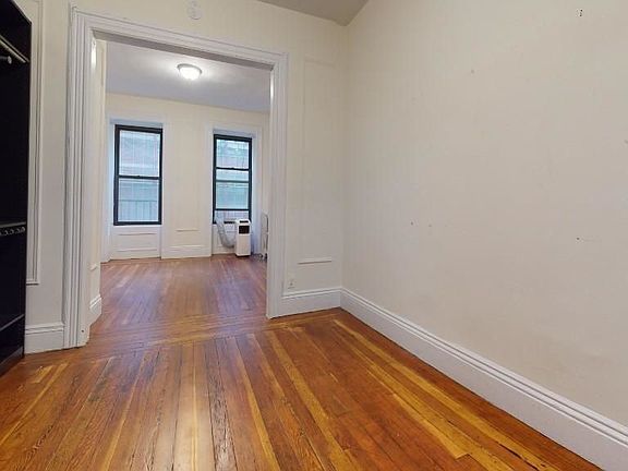 5th image of 158 W 15th St #5C