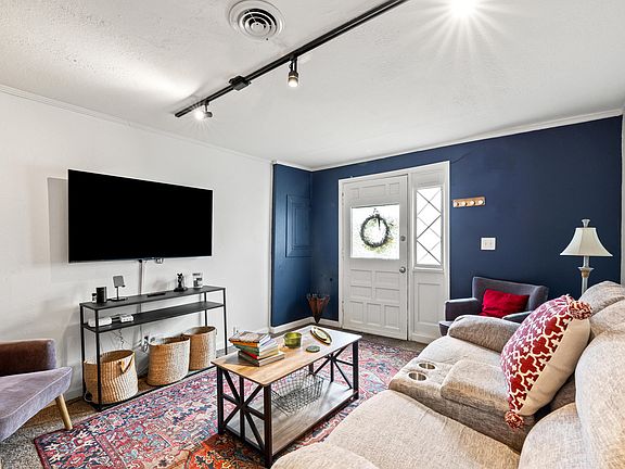 4th image of 549 N Limestone