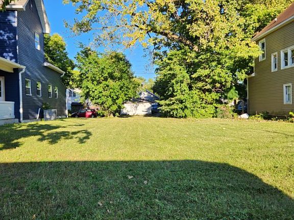 2nd image of 2931 N Capitol Ave