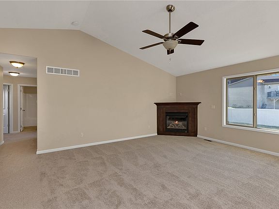 4th image of 1308 Joshua Ct SE